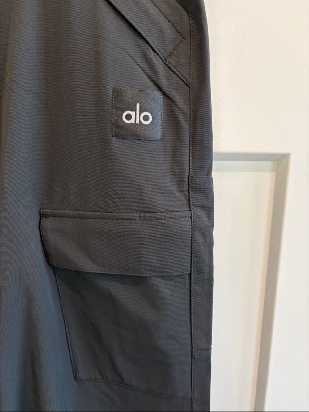 ALO Yoga Black Cargo Pants with Utility Pockets - Picture 3 of 4